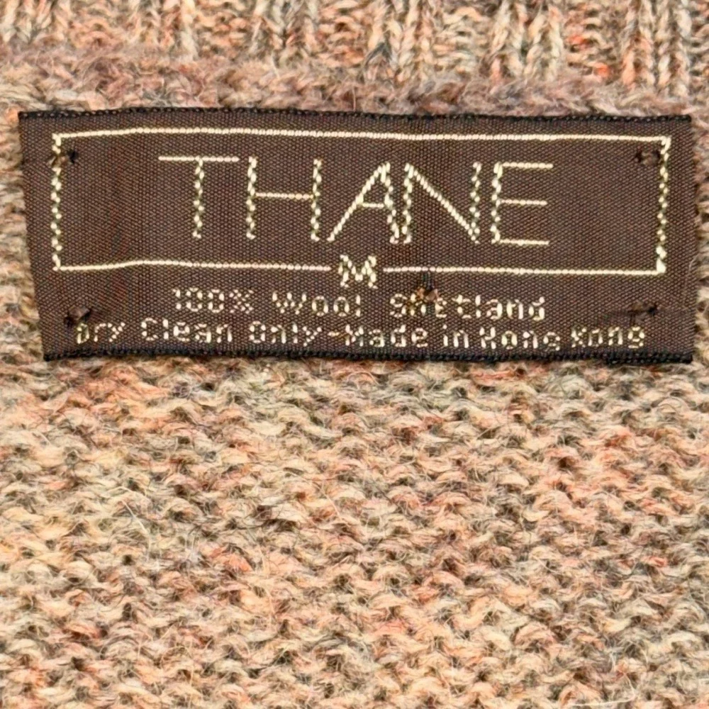 Thane Mens Vintage Shetland Wool Argyle Sweater Vest Tan Brown V-Neck Medium